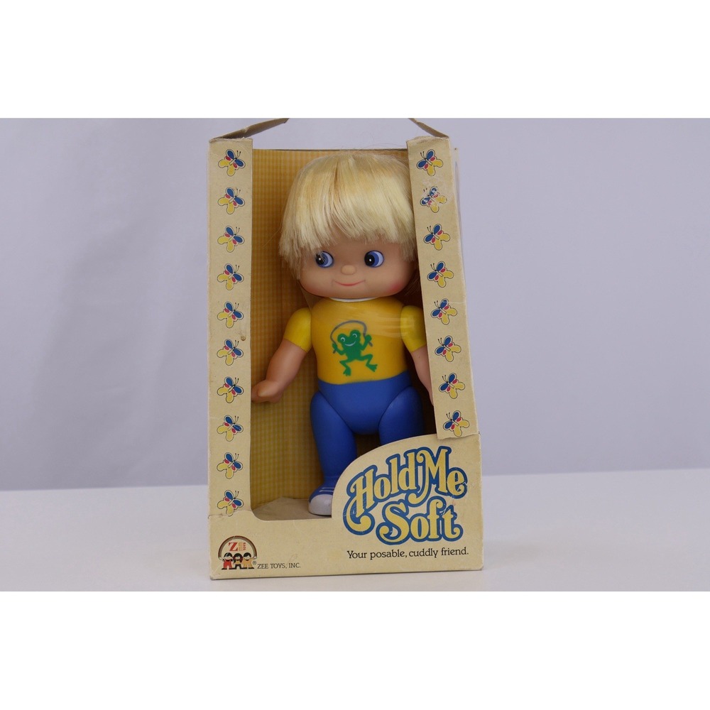 Vintage 1982 Zee Toys Hold Me Soft Doll Blonde Girl NRFB New In Box Taiwan